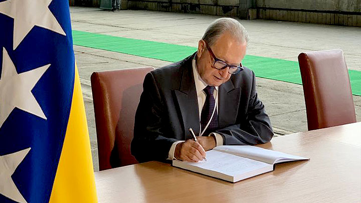 Le Président Carmel Agius rend hommage aux victimes