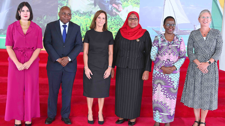 President Gatti Santana meets with the President of Tanzania, Her Excellency Samia Suluhu Hassan