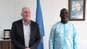 Son Excellence M. Wiebe de Boer et Greffier de l'MIFRTP, M. Abubacarr Tambadou 